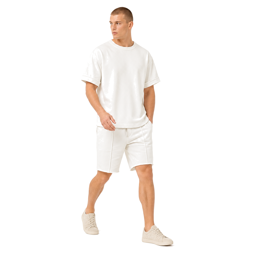 WEELZ off-white cotton T-shirt and shorts set – model look 3