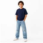 تيشيرت أطفال Box Fit كحلي على موديل 1