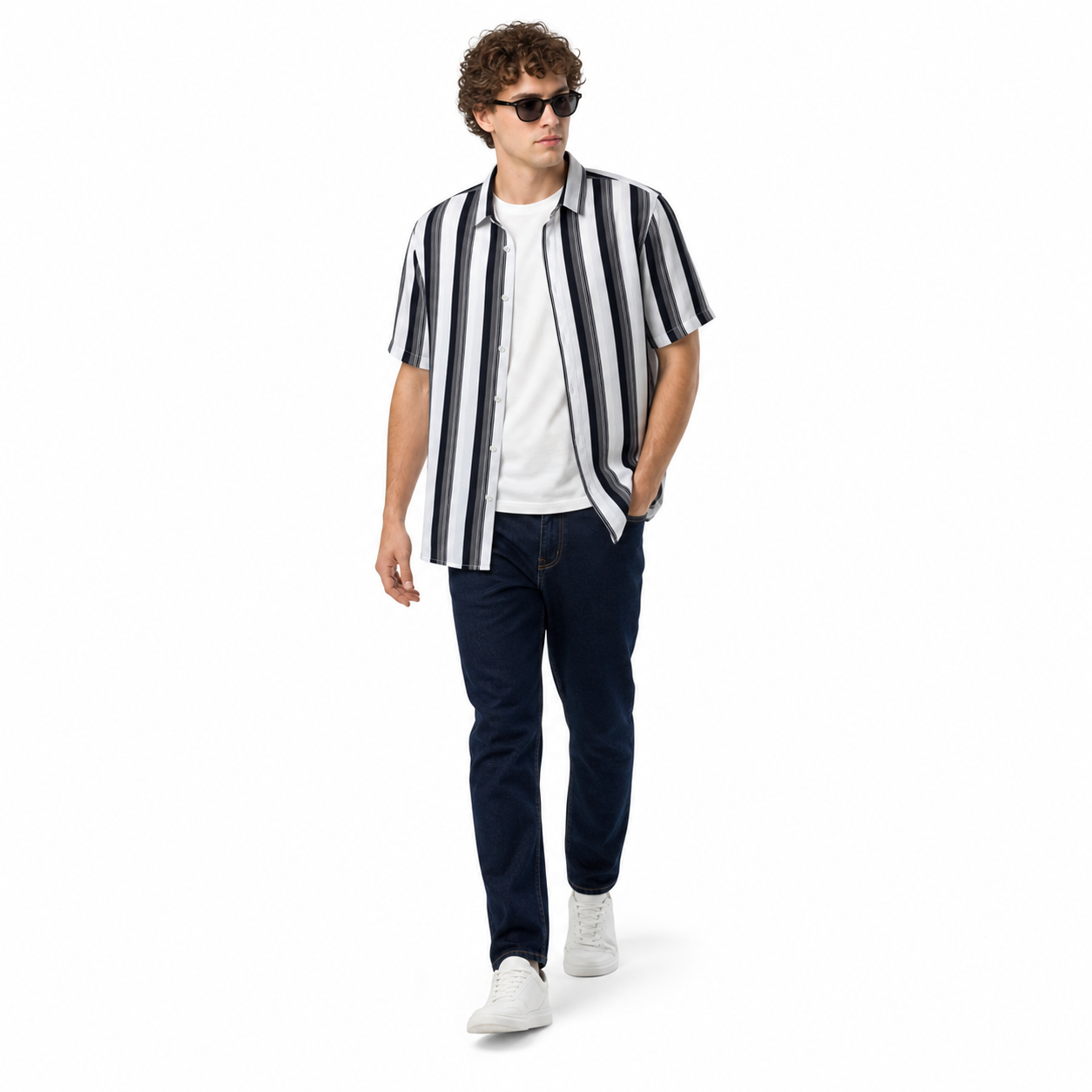 WEELZ Black & White striped short-sleeve shirt — model look 2